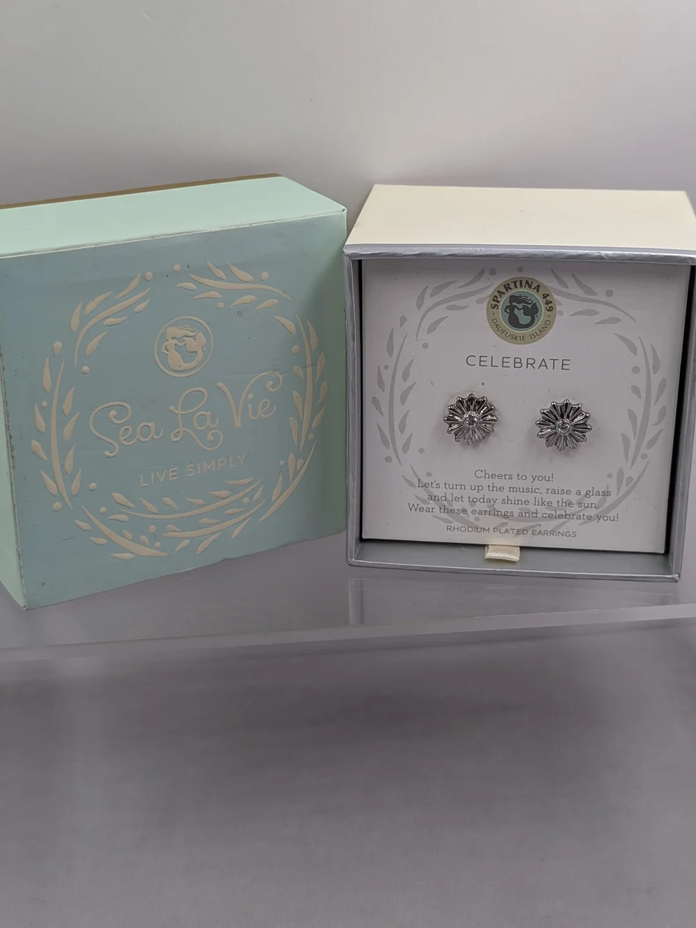 Retired Spartina 449 Celebrate Sunburst Stud Earrings Gift Boxed NWT | 0242